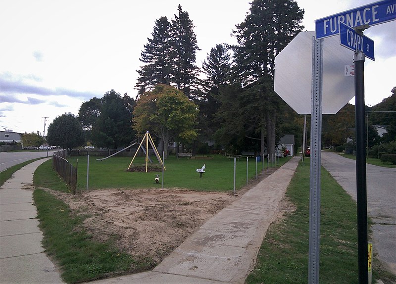 File:Crapo Park.jpg