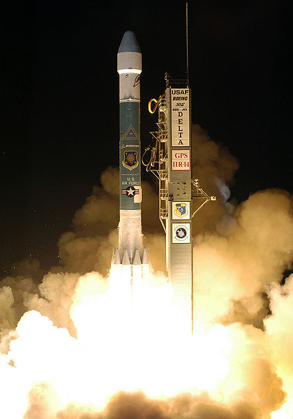 File:Delta 7925 with GPS-IIR-14 satellite.jpg