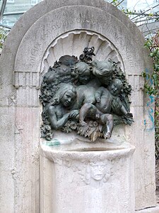 Fontaine des innocents (1906), Paris, square Louise-Michel.