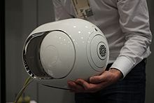 Devialet Phantom speaker from 2015. Devialet Phantom speaker (16948765420).jpg