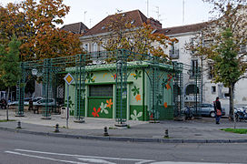 Dijon Place Barbe 2013 02.jpg