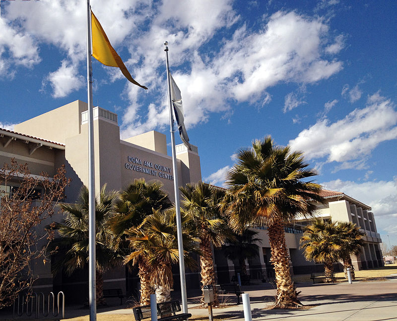 File:Doña Ana County, New Mexico, Government Center 2014.jpg - Wikimedia Co...