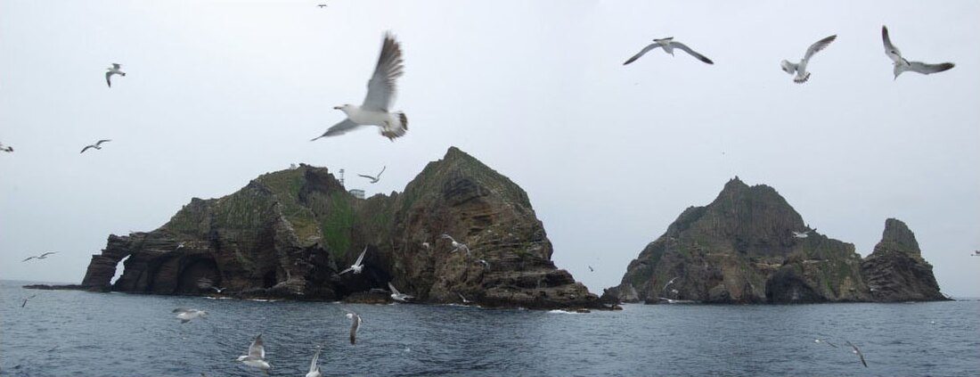 File:Dokdo 20080628-panorama.jpg