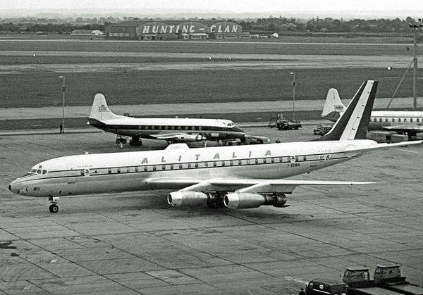 Alitalia Douglas DC-8 at Heathrow Airport in August 1960