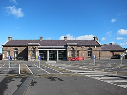 Extérieur de la gare de Drogheda.jpg