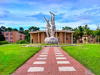 <span class="mw-page-title-main">Khulna</span> Metropolis in Khulna Division, Bangladesh