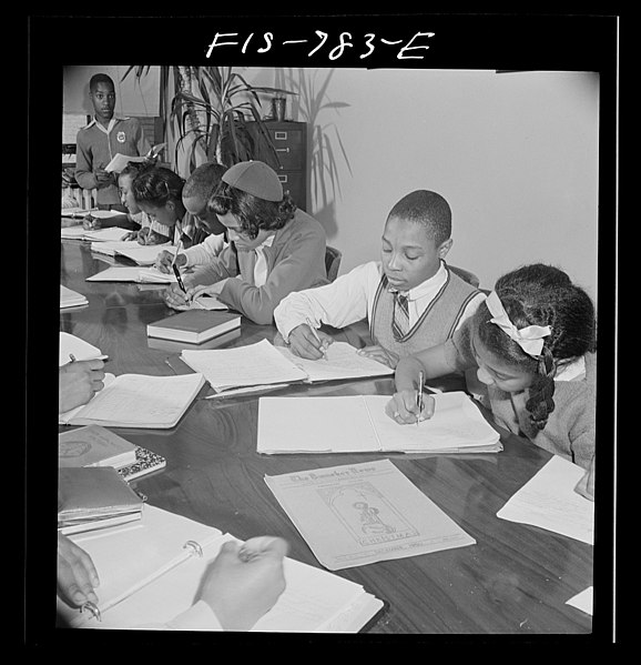 File:Editorial meeting working on the student paper at the Banneker Junior High School 8d20261v.jpg