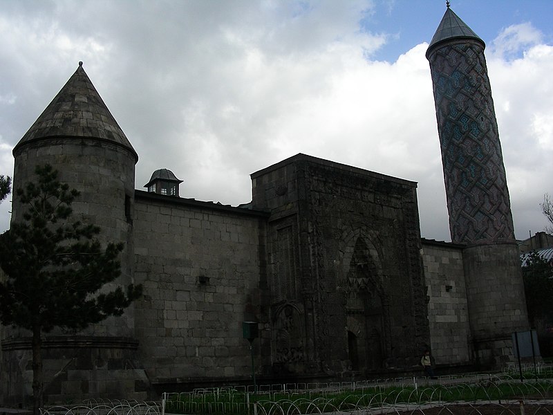 File:Erzurum, Yakutiye Medresesi (14. Jhdt.) (26510367258).jpg