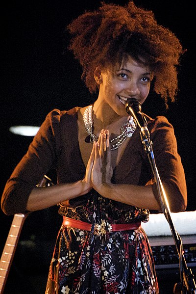 File:Esperanza Spalding (3740005779).jpg