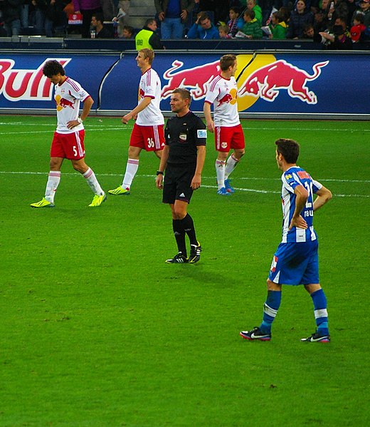 File:FC Red Bull Salzburg gegen Wiener Neustadt 34.JPG