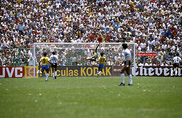 Argentina playing against Brazil in the 1983 World Cup final, where they lost 1–0