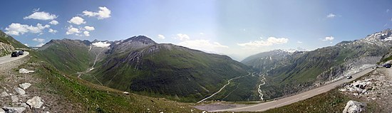 Panorama Furka: Blick ins Rhonetal kurz vor der Passhöhe