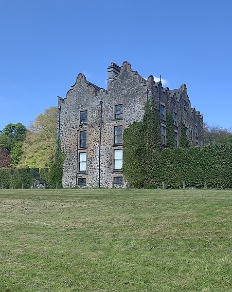 File:Galgorm Castle.jpg