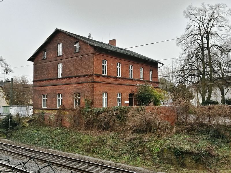 File:Geisenheim Brentanostraße 9 Institutsgebäude der FAG 002.jpg