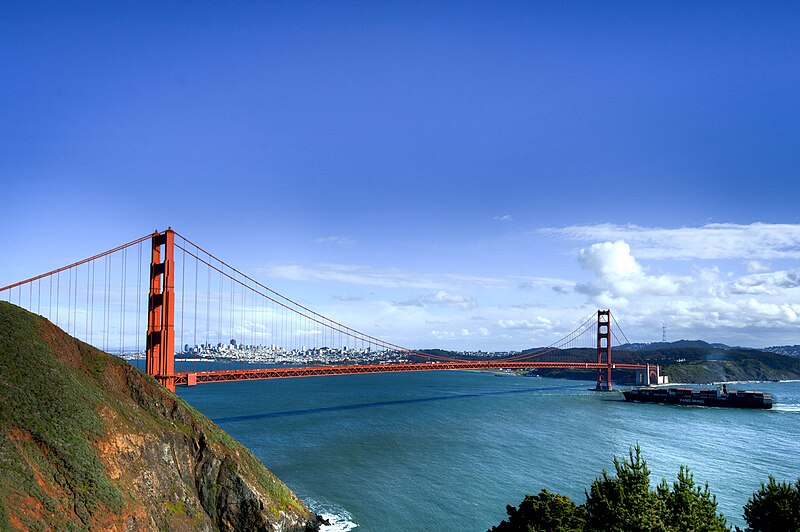 File:Golden Gate Bridge and ship.jpg