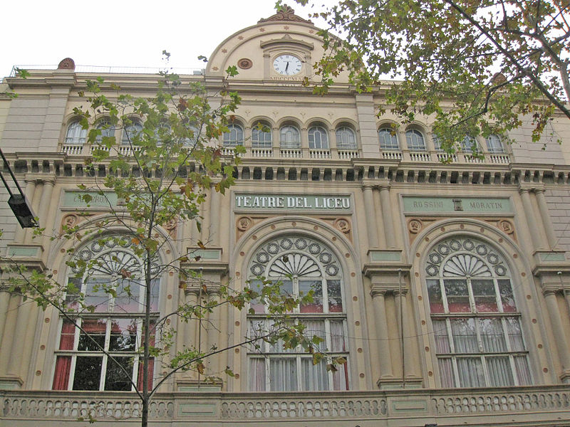 File:Gran Teatre del Liceu, detall de la façana.jpg