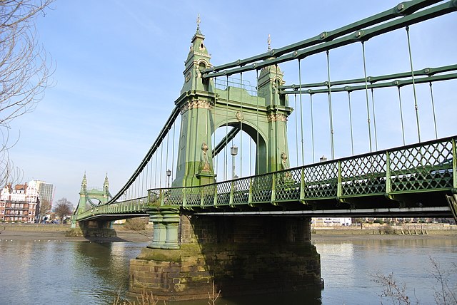 Image: Hammersmith Bridge 04