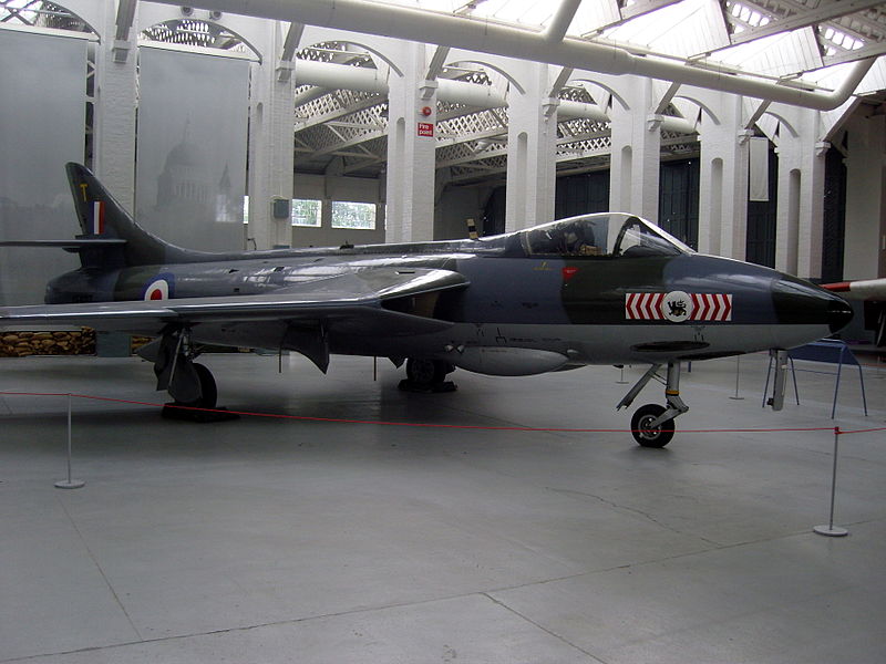 File:Hawker Hunter F.6 (4681967156).jpg