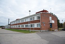 Enontekiön Erälukion rakennus Enontekiön koulukeskuksessa (2013).