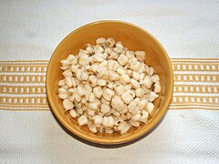 Cooked hominy