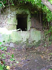 La façade et le robinet de la houn d'Arget.