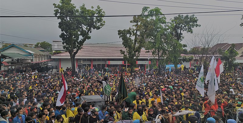 File:Indonesia omnibus law protests Okt 2020 in Padang.jpg