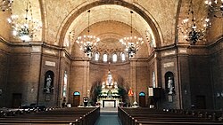 Inside the basilica Interior of St. Mary's, Wilmington.jpg