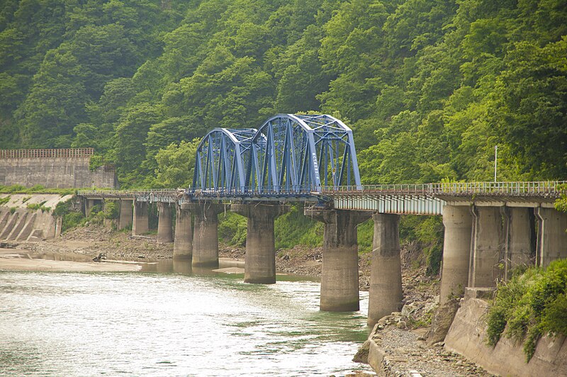 File:JR Tadami Line Tadamigawa No.8 Bridge.jpg