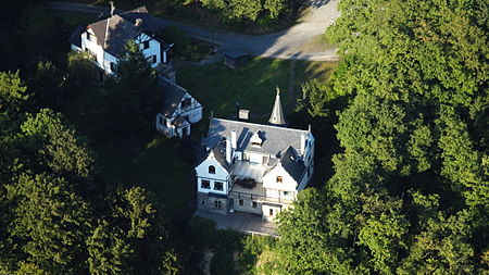 Jagdschloss Sayneck bei Isenburg