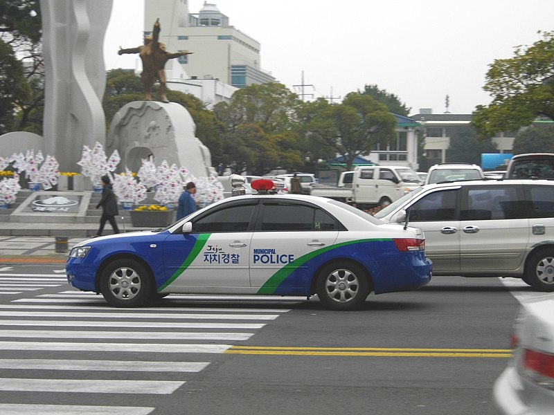 File:Jeju police car (Jeju Municipal Police).JPG