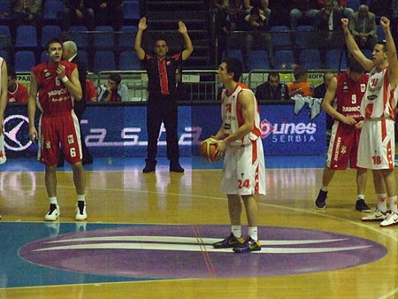 KK Crvena Zvezda Stojacic1.jpg