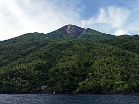 Le volcan Karangetang.