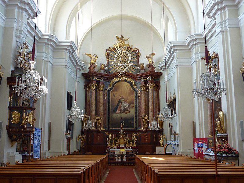 File:Karlstetten Pfarrkirche1.jpg