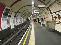 Kentish Town stn Nordlinie Richtung Süden Blick nach Norden.JPG