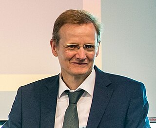 <span class="mw-page-title-main">Ludger Schuknecht</span> German economist