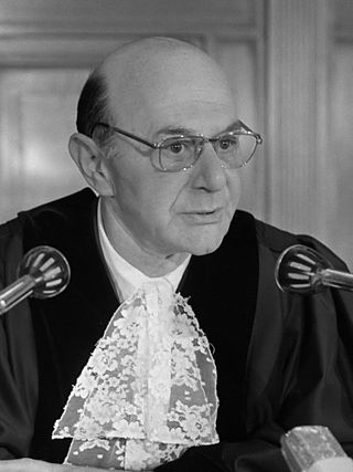 <span class="mw-page-title-main">Manfred Lachs</span> Polish diplomat and jurist (1914–1993)