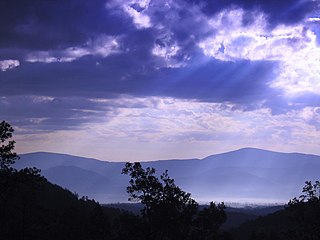 Massanutten Trail National Recreation Trail in George Washington National Forest