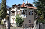 Meran Villa Schöpf and Kellerei.jpg