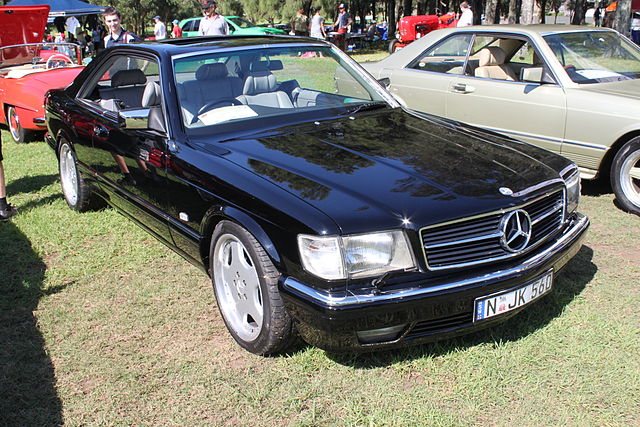 File:Mercedes Benz W126 560SEC AMG (16082776293).jpg 