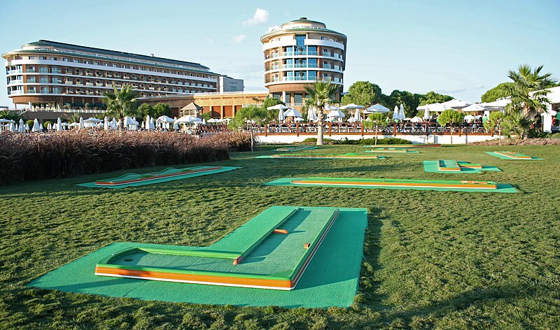 Miniature golf - Wikipedia