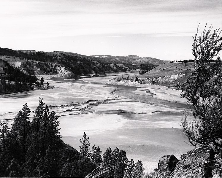 File:Mouth of Mill Creek, Spokane Arm of Lake Roosevelt. Taken in connection with WSU archeological test. Taken April 11, 1968. IMAGE (062a13ee-2670-48b8-9def-658ed90be040).jpg