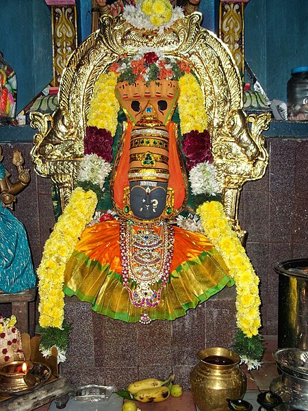 File:Muthumari Navarathri 2013.JPG