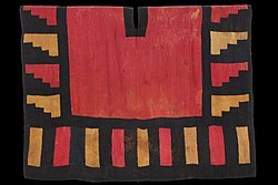 Nasca-Huari ceremonial unku of llama wool, 500 AD-700 AD. Nasca-Huari style - Unku with staggered and linear designs - Google Art Project.jpg