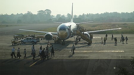 ไฟล์:NokAir Get Passenger on NST.jpg