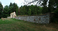 Čeština: Nový židovský hřbitov ve městě Brtnice, okres Jihlava. English: New Jewish cemetery in the town of Brtnice, Jihlava District, Vysočina Region, Czech Republic.