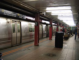 Nyc subway 34st station.jpg