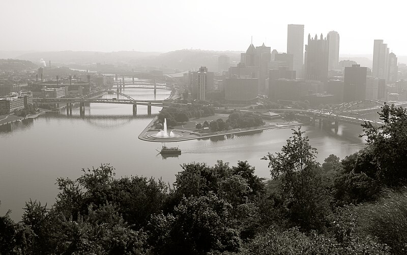 File:Ohio River confluence, Pittsburgh PA (21137649722).jpg