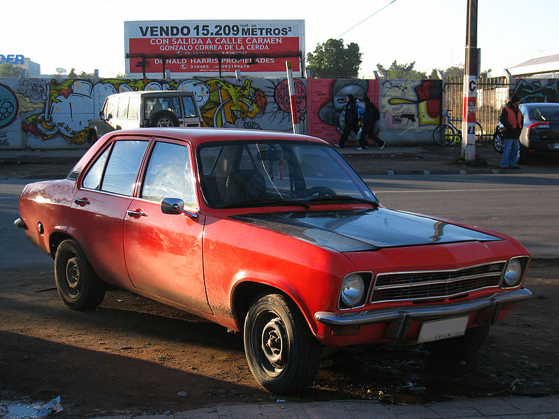 File:Opel Ascona Sedan 1972 (10145547065).jpg