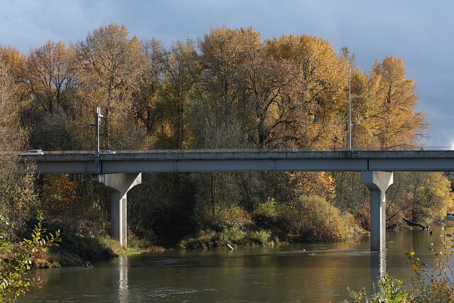 Bridge over the Willamette River in Corvallis, Oregon
