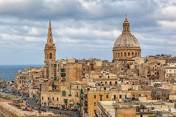 Vista da cidade velha com a catedral de São Paulo Anglicano e a basílica de Nossa Senhora do Monte Carmelo em Valeta, Malta (definição 4 252 × 2 835)